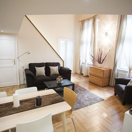 Agora Apartment Budapest Ngoại thất bức ảnh