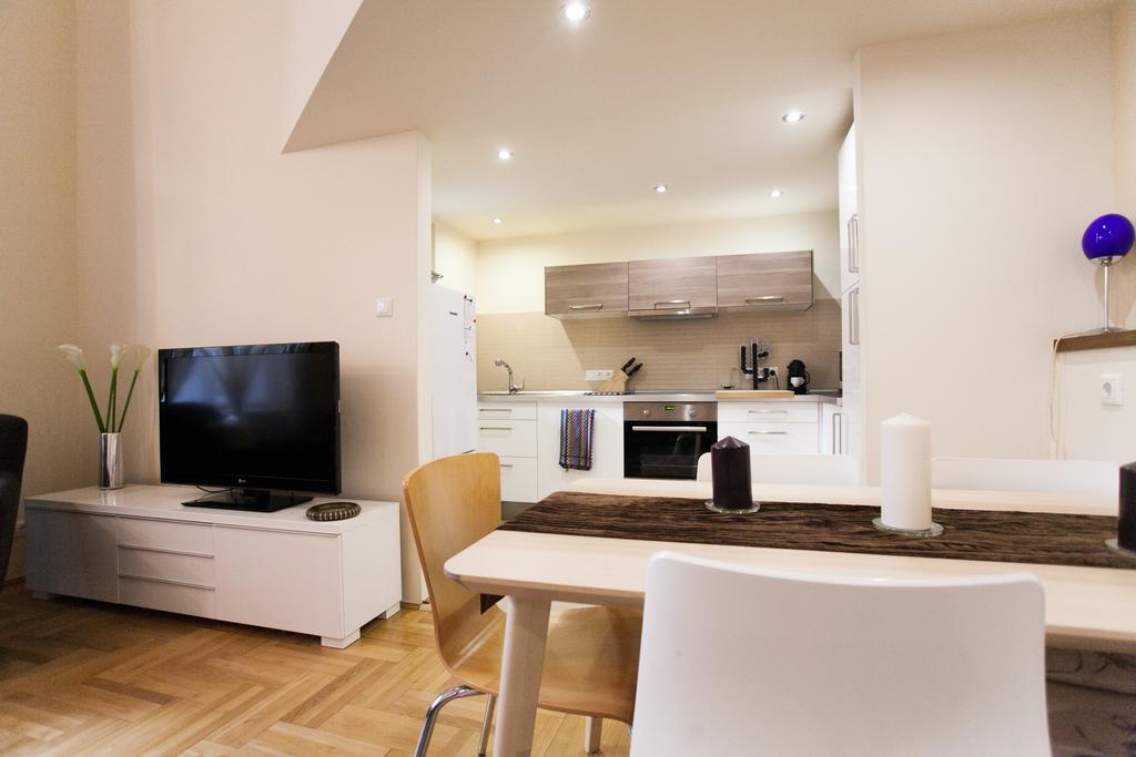Agora Apartment Budapest Ngoại thất bức ảnh