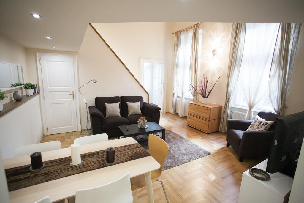 Agora Apartment Budapest Ngoại thất bức ảnh