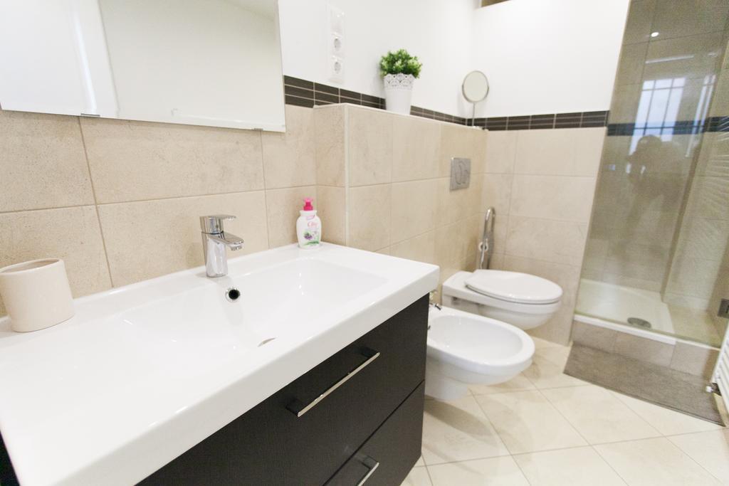 Agora Apartment Budapest Ngoại thất bức ảnh