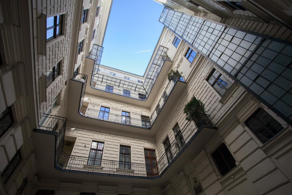 Agora Apartment Budapest Ngoại thất bức ảnh